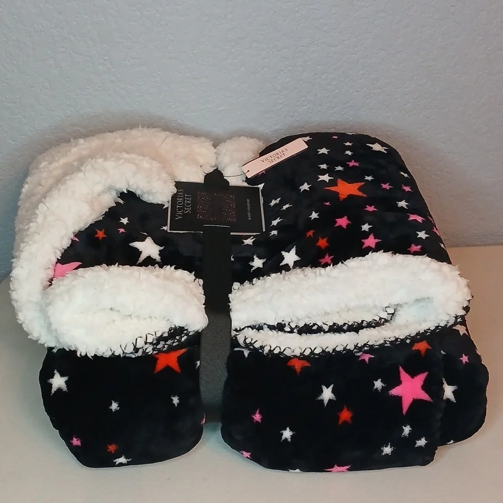 Victoria’s Secret Blanket Fashion Show Sherpa Star Blanket VS Blanket 🆕️